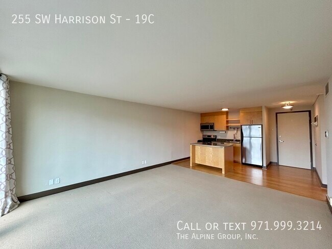 Building Photo - 255 SW Harrison St