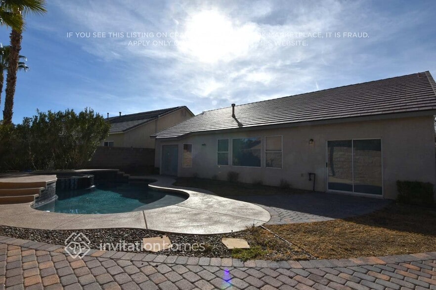 Building Photo - 1342 Temporale Dr