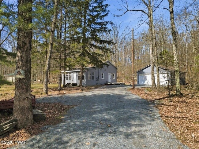 Building Photo - 209 Urban Rd