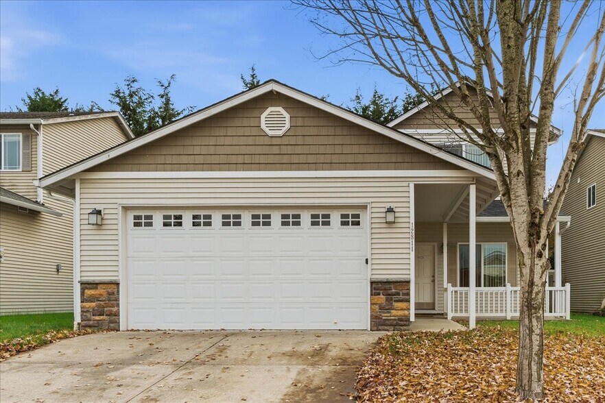 Building Photo - 12811 NE 49TH WAY