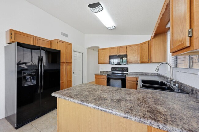 Building Photo - 18837 N 43rd Pl