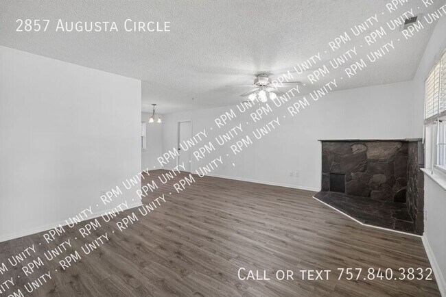 Building Photo - 2857 Augusta Cir
