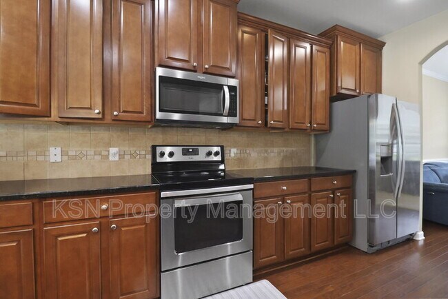 Building Photo - 144 Tahoe Dr