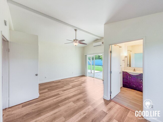 Building Photo - SD: Spacious 4BD/2BA Home in Clairemont with Large Turf Yard, Garage & In-Unit Laundry