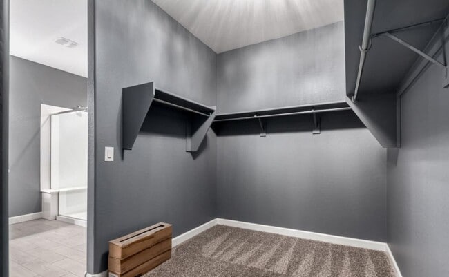 Building Photo - 38114 W San Clemente St