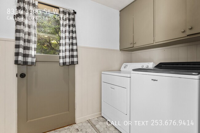 Building Photo - 8314 33rd St W