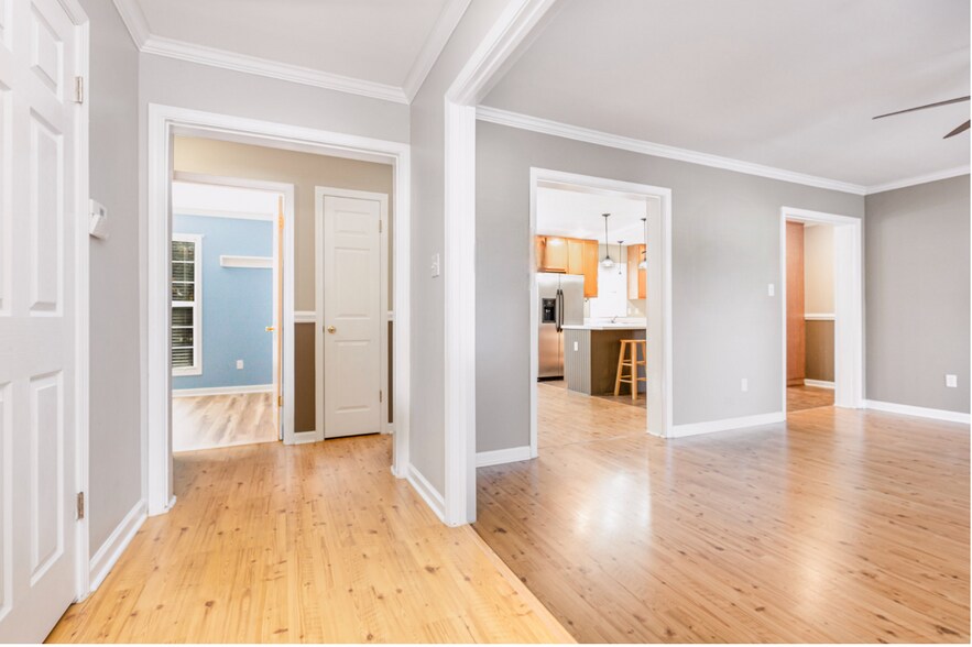 Building Photo - 120 Braxberry Way