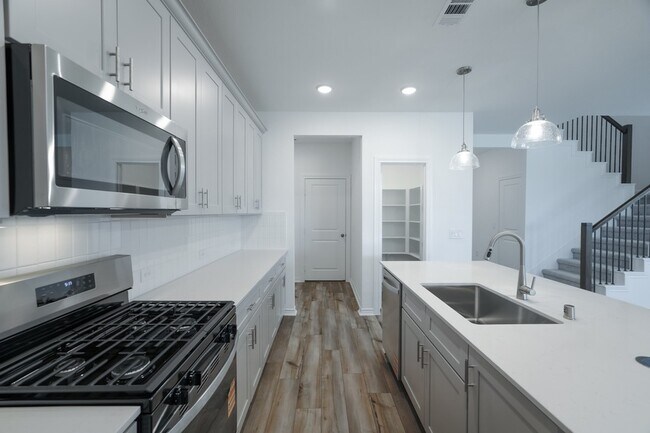 Building Photo - 15135 Wild Gully Wy