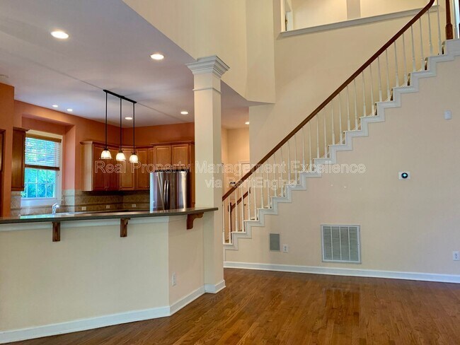 Building Photo - 411 Hogan Woods Cir