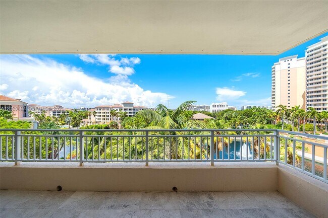 Building Photo - 765 Crandon Blvd