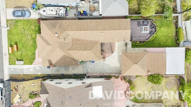 Building Photo - 6225 W 77th St