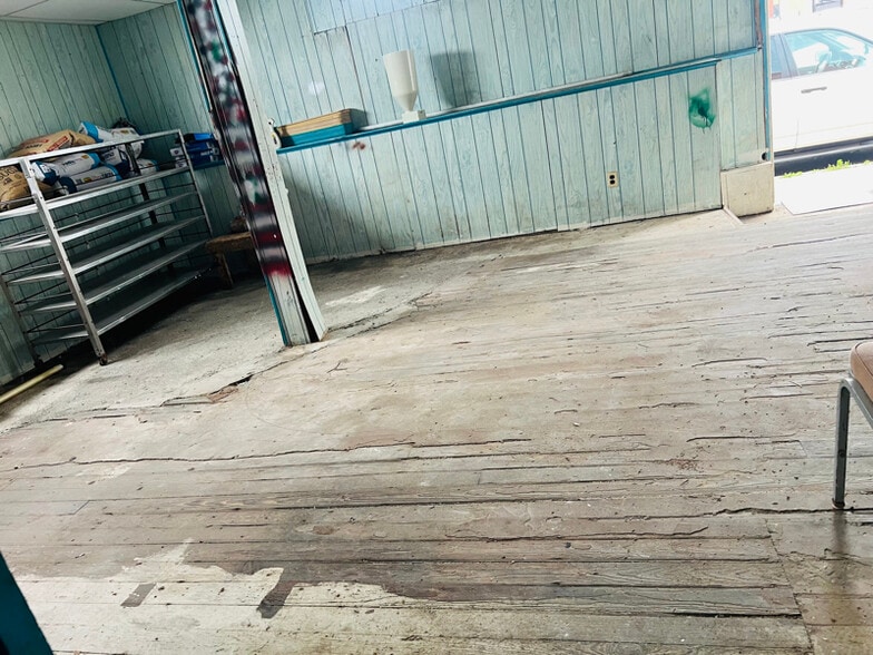 Building Photo - 105 George St