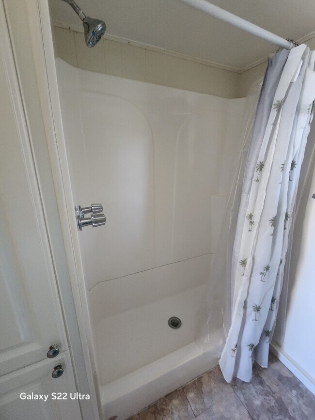 Building Photo - 1012 51st Ave Terrace W