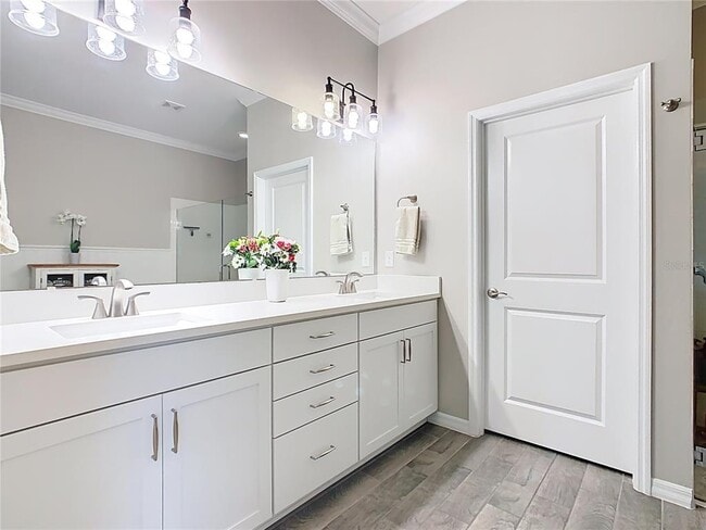 Building Photo - 10759 Petrillo Wy