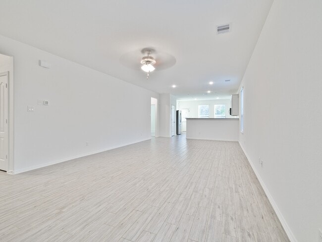 Building Photo - 10711 Catclaw Ct