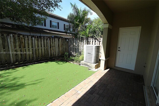 Building Photo - 15276 SW 88th Terrace