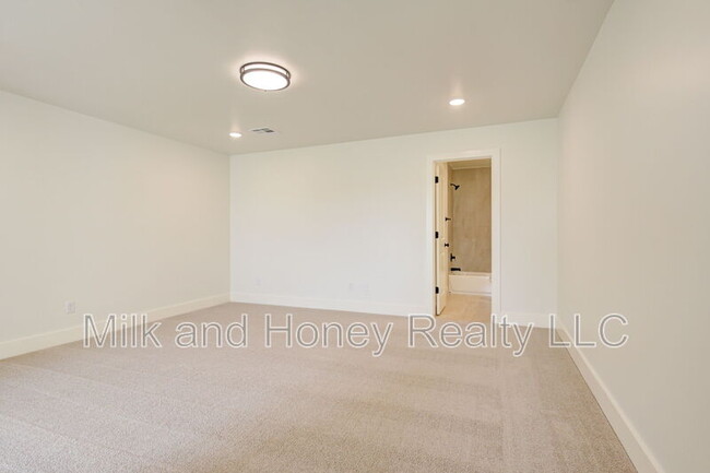 Building Photo - 9304 NW 146th St