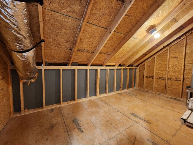 Building Photo - 499 Ml Pk Wy