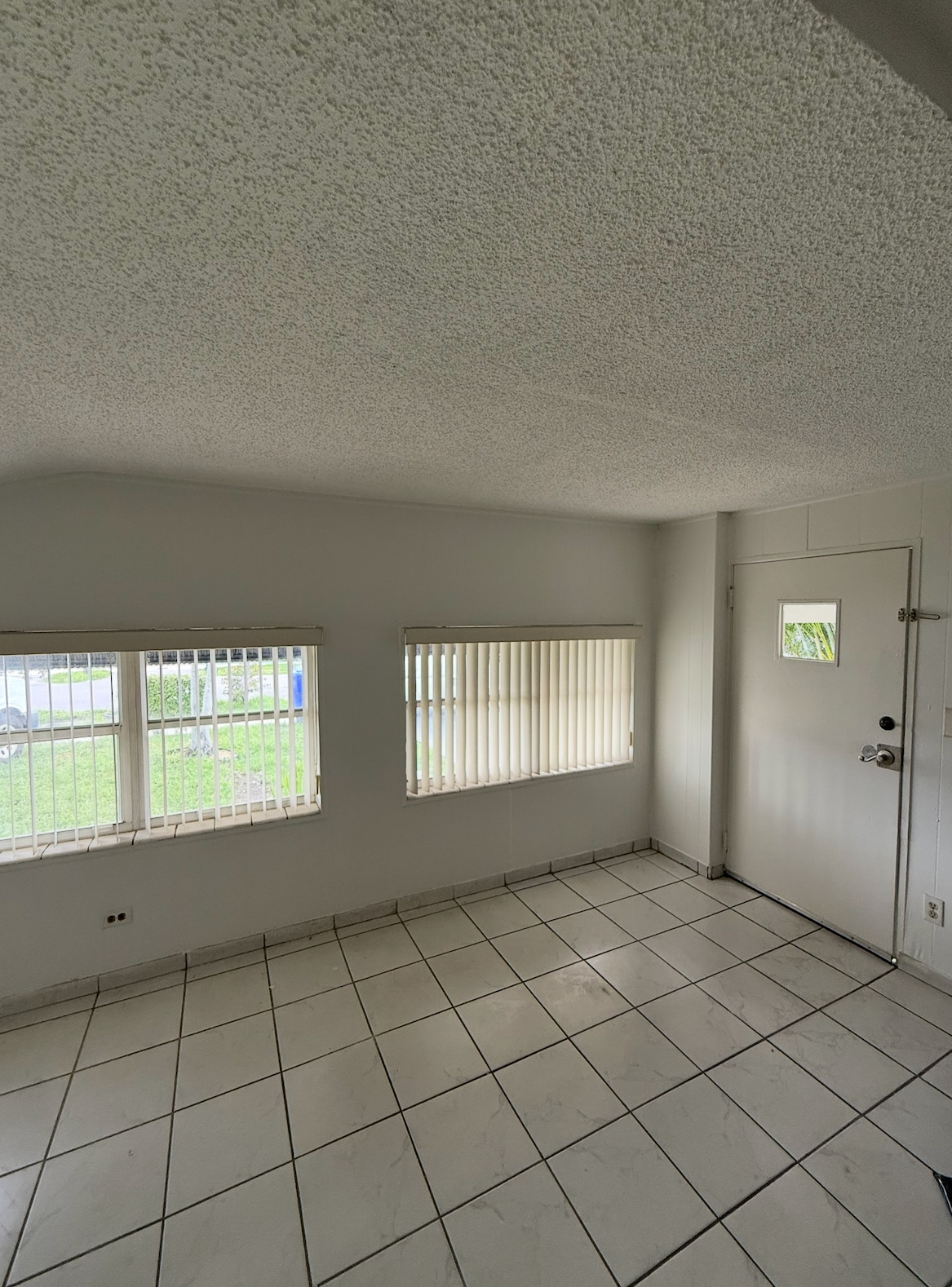 Building Photo - 251 NW 49th Ave