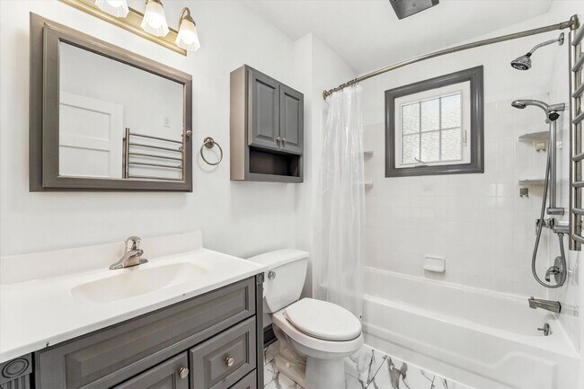 Building Photo - Available Now – Move-In Ready Paoli Gem With Updated Finishes, Loft Space & Parking
