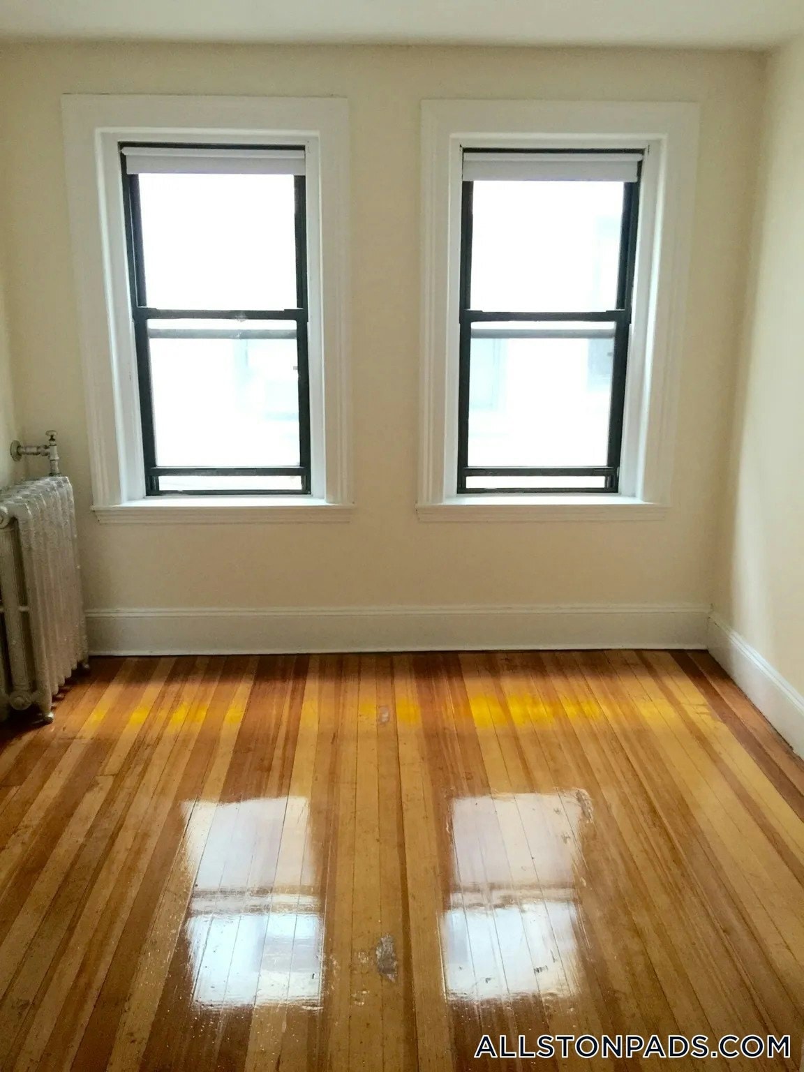 Building Photo - 23 Brighton Ave