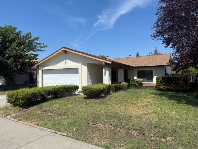 Building Photo - 2766 Applewood Dr