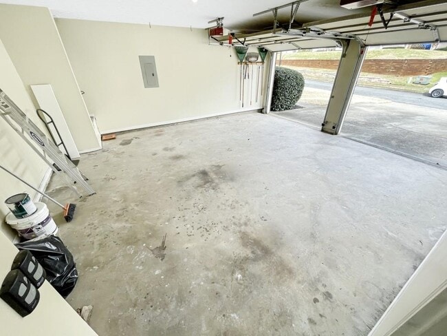 Building Photo - 3795 Harris Blvd NW