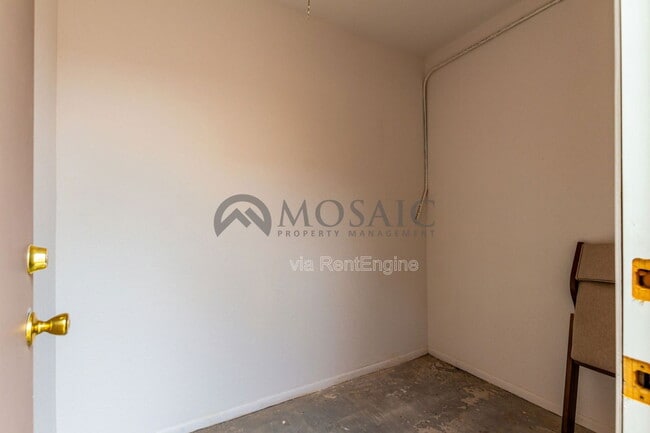 Building Photo - 17255 Ledferd Ln