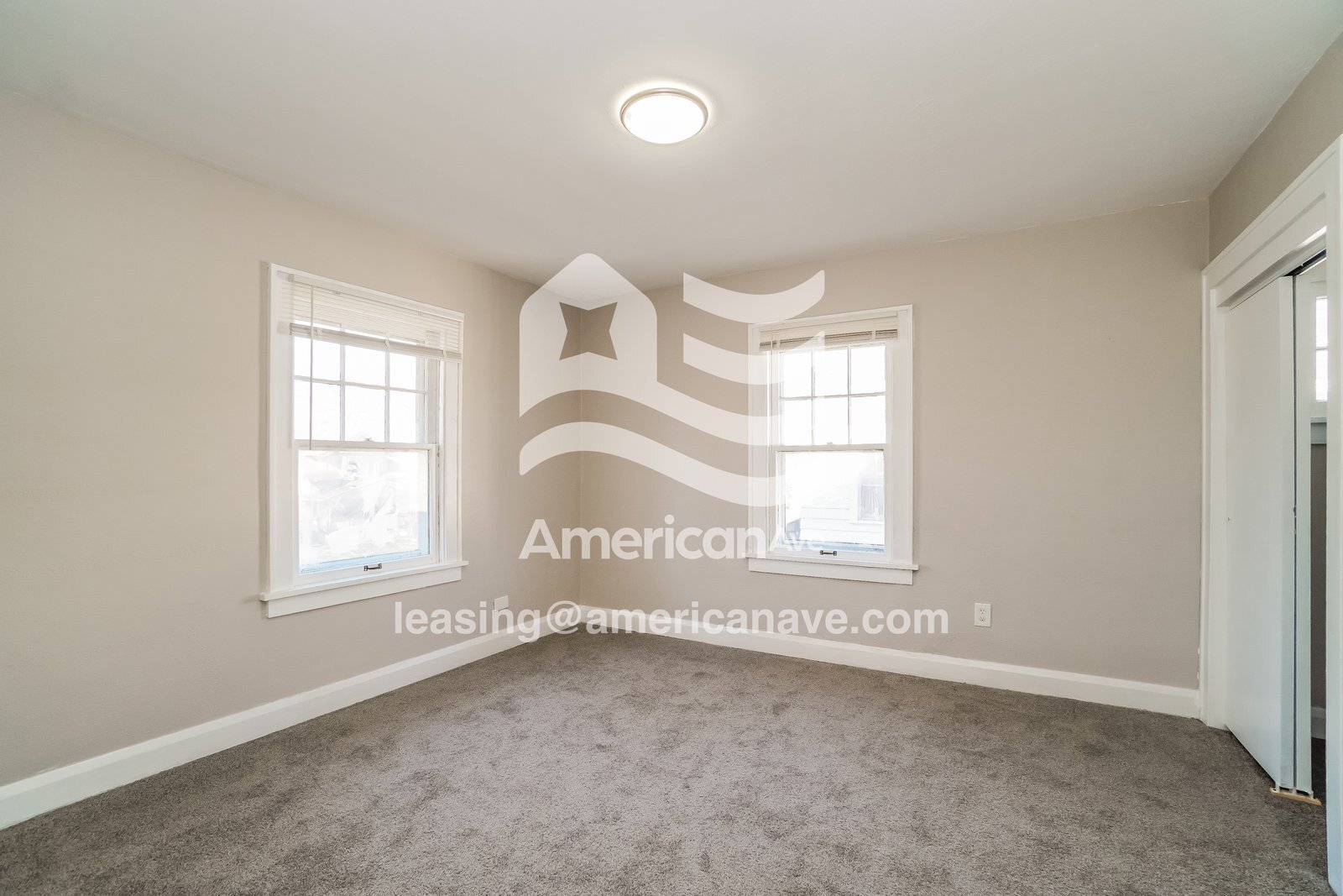 Building Photo - 737 Hampton Ave