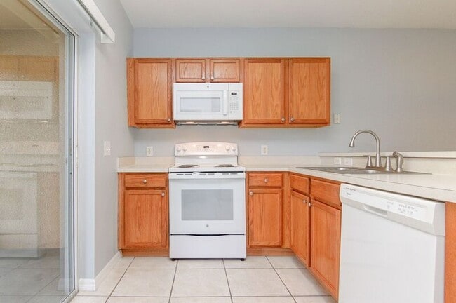 Building Photo - 403 Wilton Cir