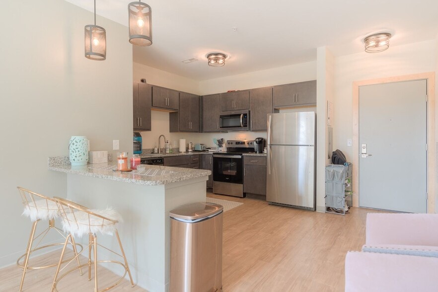 Interior Photo - Park 37
