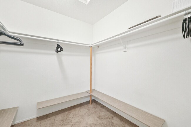 Building Photo - 42315 Liolios Dr