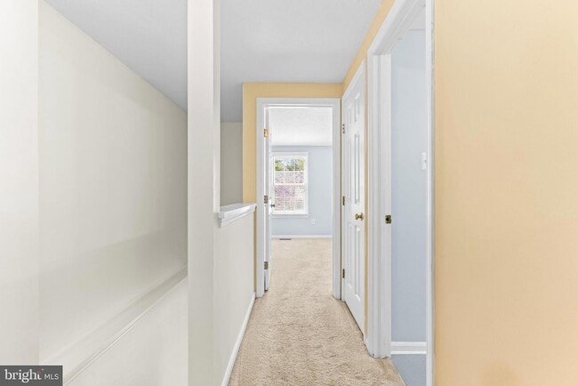 Building Photo - 1246 Seminole Dr