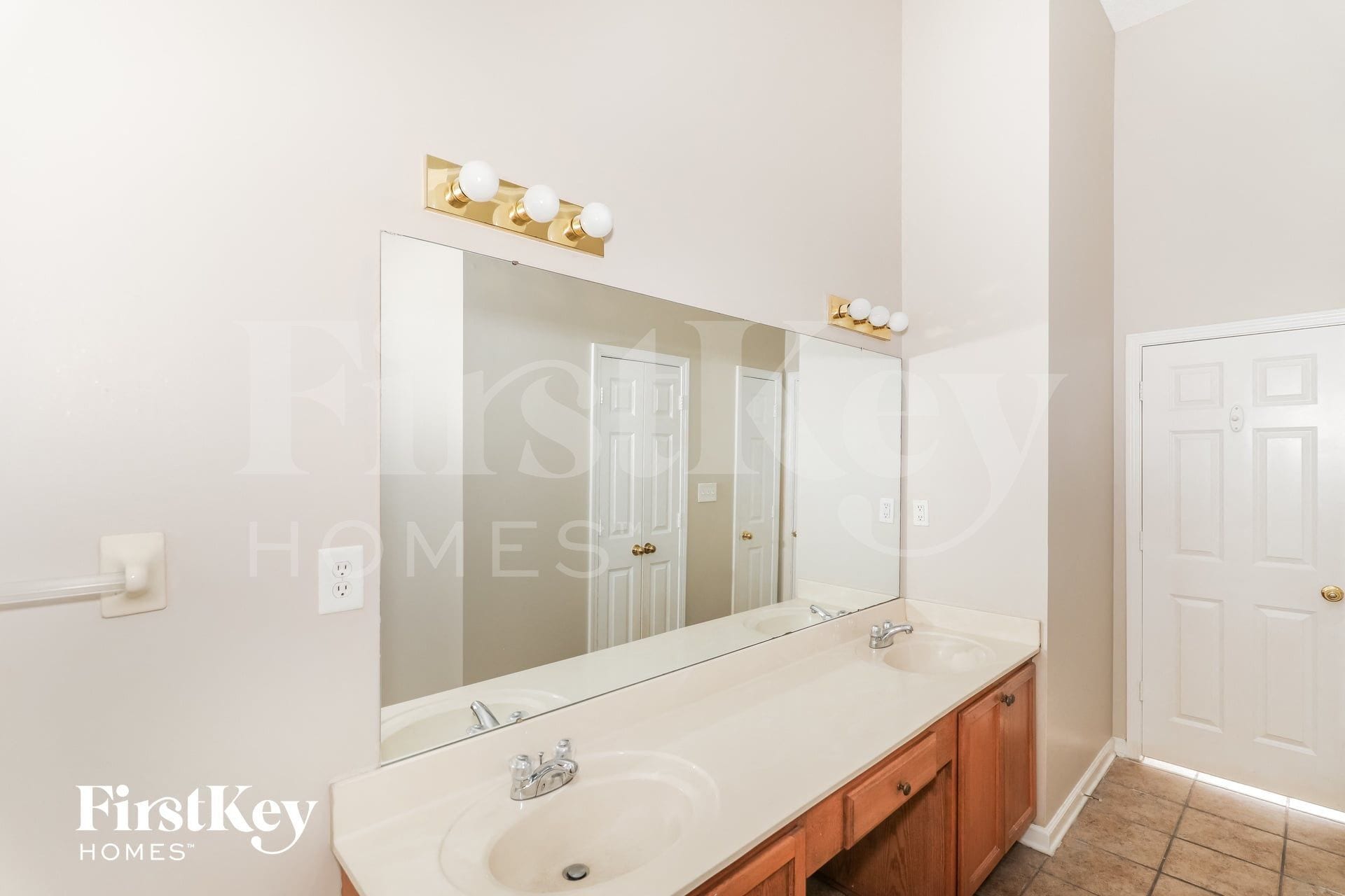 Building Photo - 4566 Tulip Bend Dr