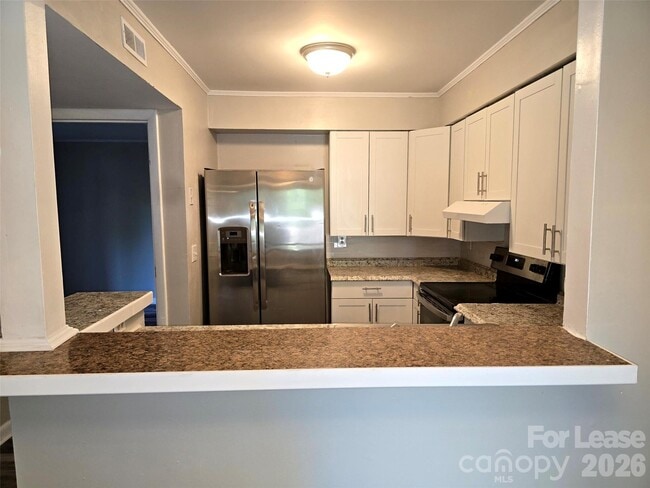 Building Photo - 4608 Sharon Chase Dr