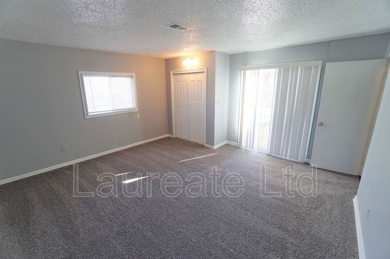 Building Photo - 2235 Iris St