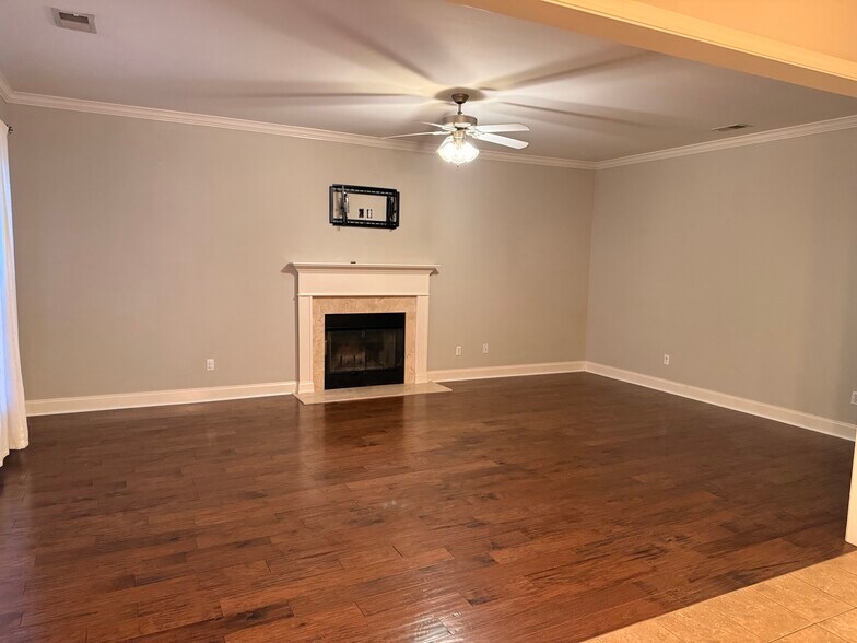 Building Photo - 3320 Blackford Pky