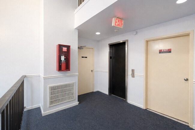 Building Photo - 8529 Hearth Dr