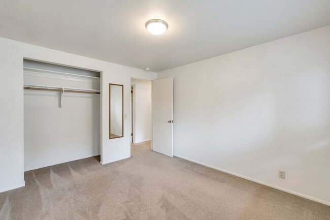 Building Photo - 20219 12th Pl S