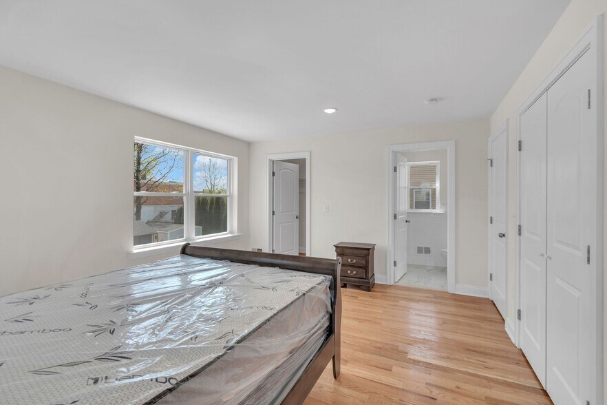 Building Photo - 86 Belmont Ave