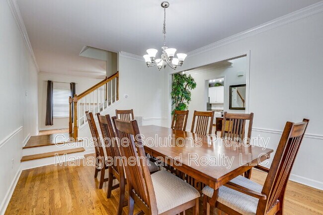 Building Photo - 1024 Belcor Dr