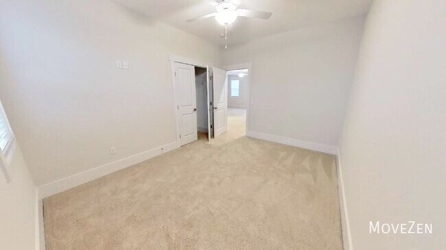 Building Photo - 6504 Oak Canopy Dr
