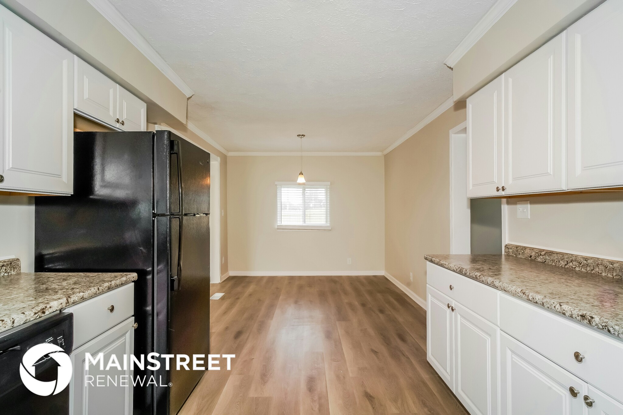 Building Photo - 1290 Tanglewood Dr