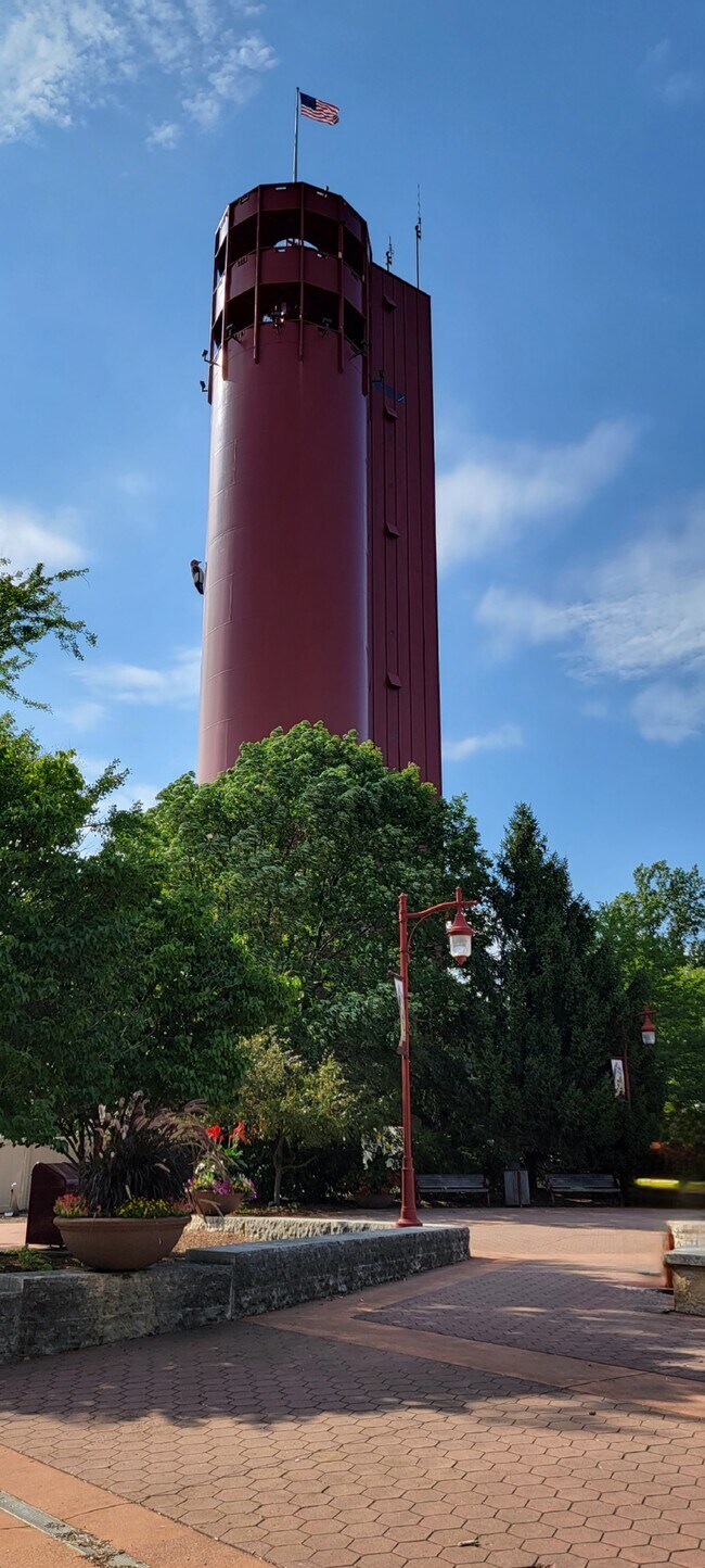 Peoria Heights Tower Park - 5205 N Montclair Ave