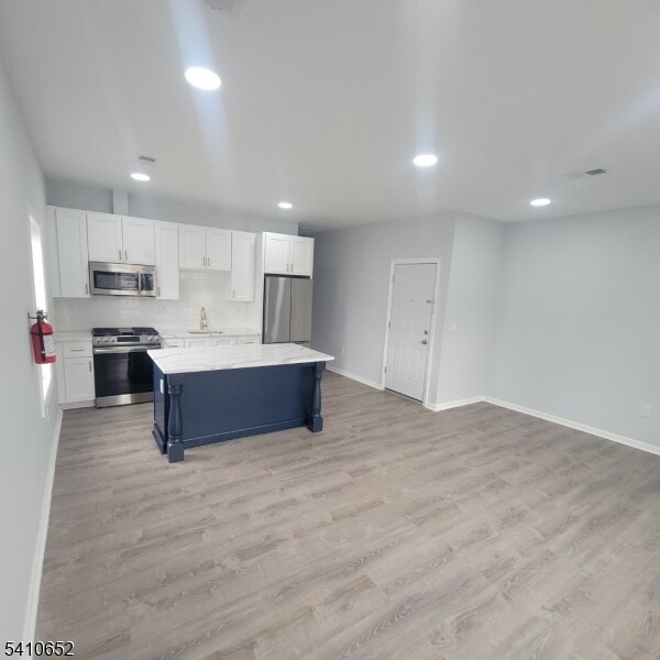 Building Photo - 138 21st St