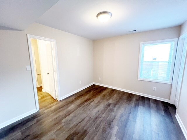 Building Photo - SOUTH BROADRIPPLE - 4 BR/2BA LIKE BRAND NEW!