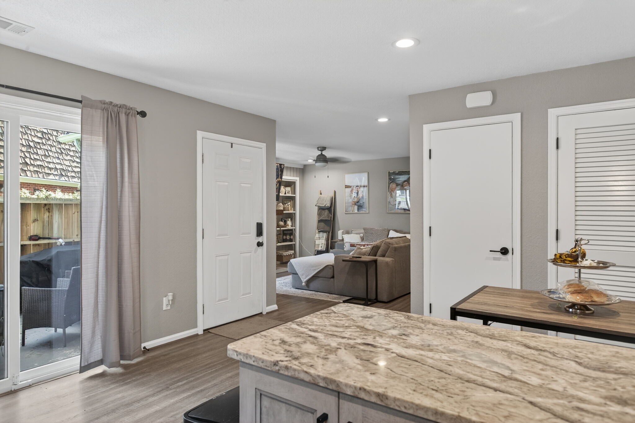 Building Photo - 1737 Ocean Bay Dr