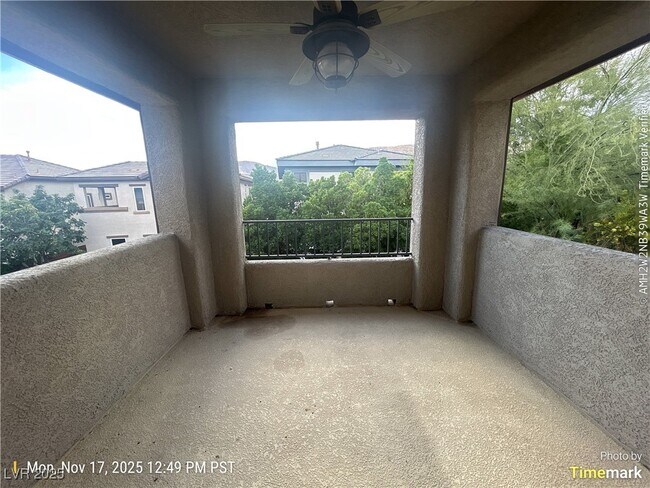 Building Photo - 10555 Winter Grass Dr