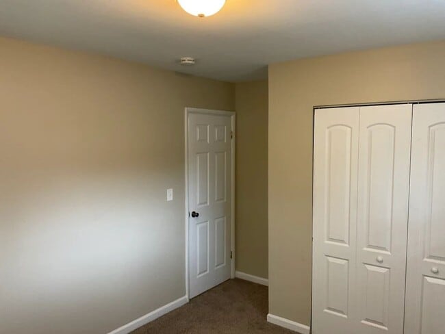 Building Photo - 275 Mohave St