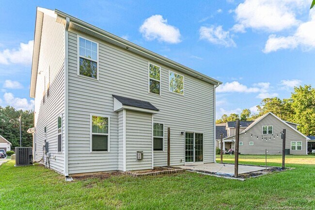 Building Photo - 2240 Mannington Dr
